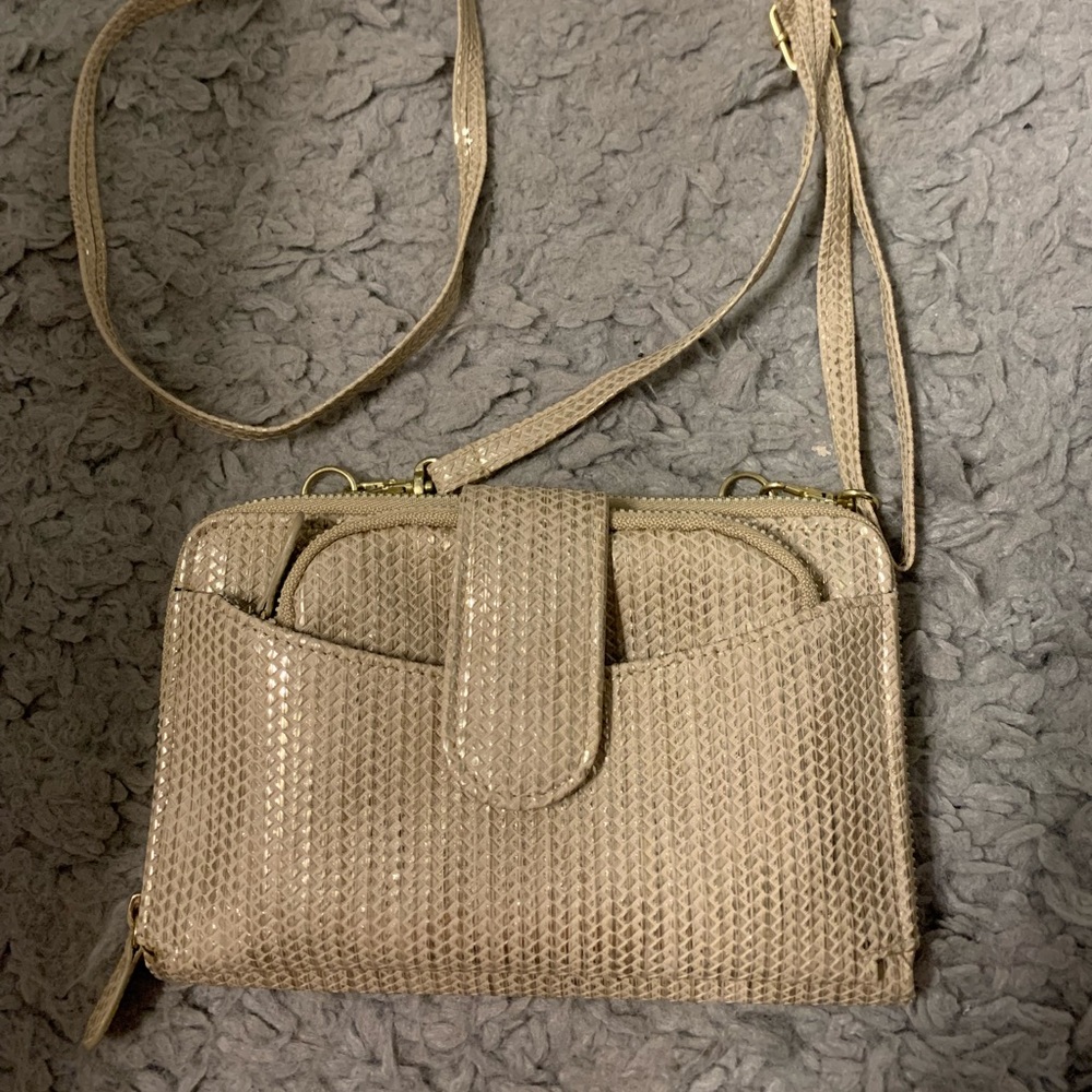 Gold/beige crossbody wallet